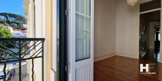 Apartamento T2 para Arrendamento em Arroios