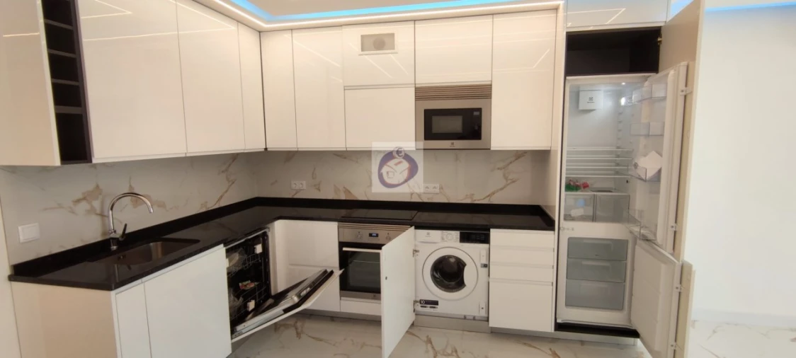 Apartamento T2 para Venda em Quarteira Foto 3