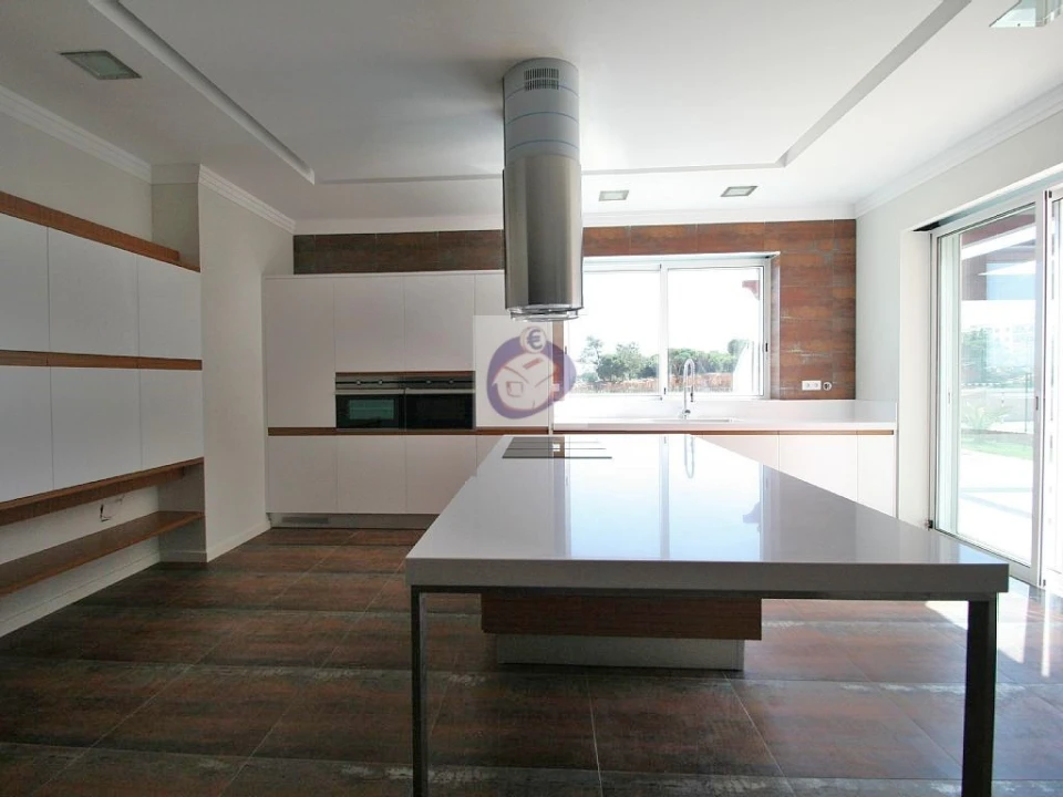 Quinta T5 para Venda em Olhão Foto 15