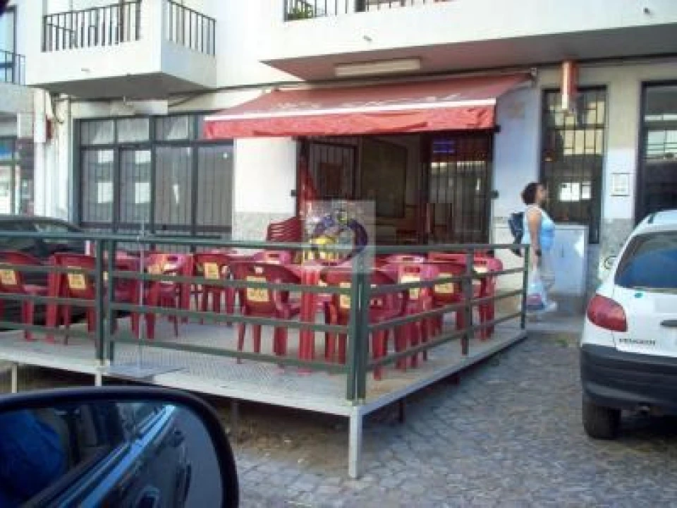 Negócio para Venda em Pechão Foto 1