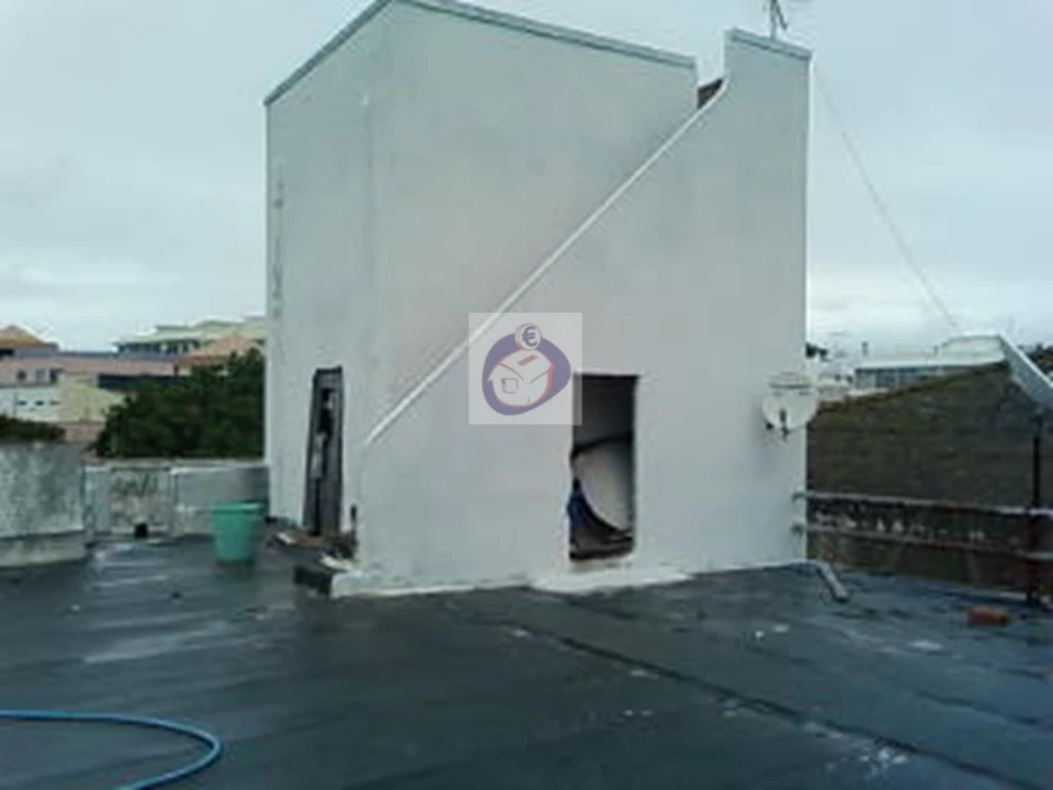 Terreno P/ Prédio para Venda em Quelfes Foto 6