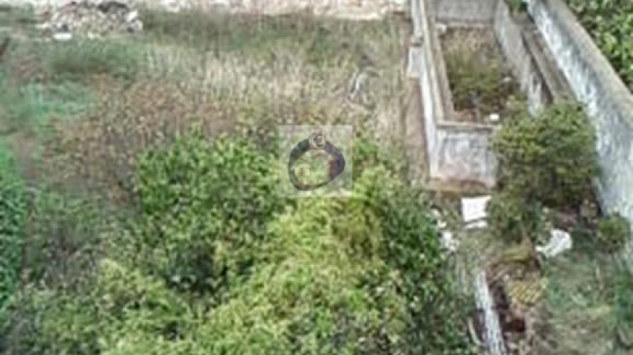 Terreno P/ Prédio para Venda em Quelfes