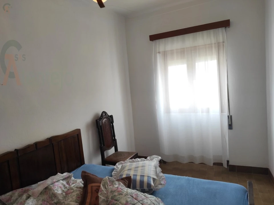 Moradia T4 para Venda em Nossa Senhora da Expectação Foto 16