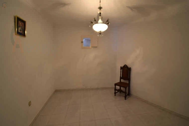 Moradia T4 para Venda em Nossa Senhora da Expectação Foto 7