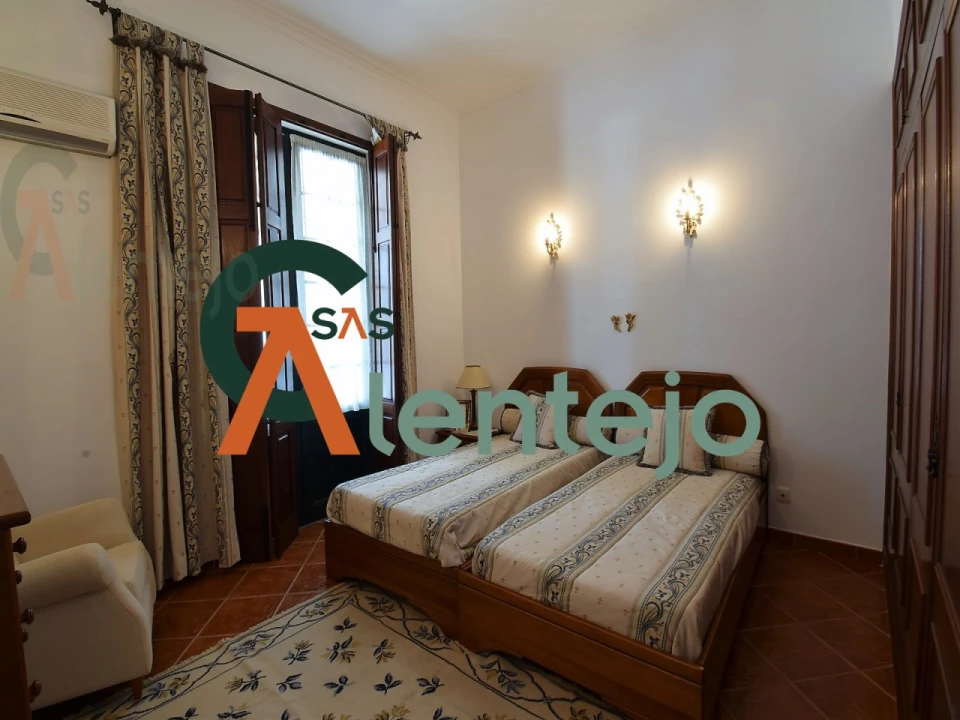 Quinta T4 para Venda em Assunção, Ajuda, Salvador e Santo Ildefonso Foto 15