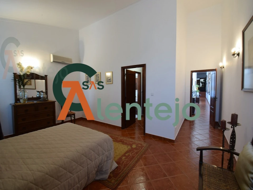 Quinta T4 para Venda em Assunção, Ajuda, Salvador e Santo Ildefonso Foto 21