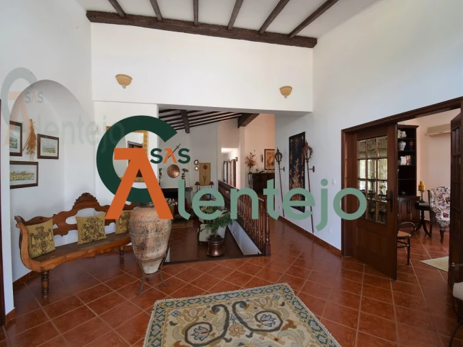 Quinta T4 para Venda em Assunção, Ajuda, Salvador e Santo Ildefonso Foto 5