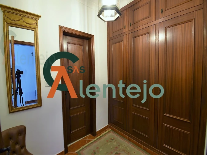 Quinta T4 para Venda em Assunção, Ajuda, Salvador e Santo Ildefonso Foto 13