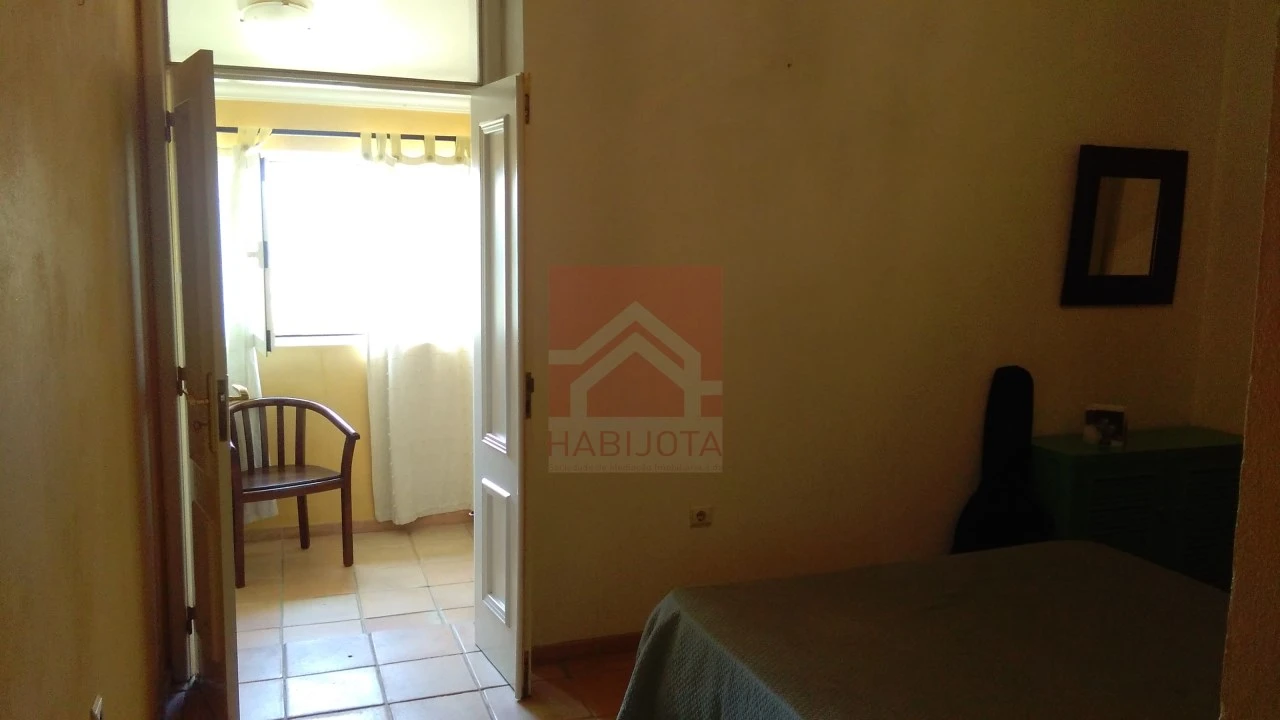 Moradia T4 para Venda em Souselo Foto 12