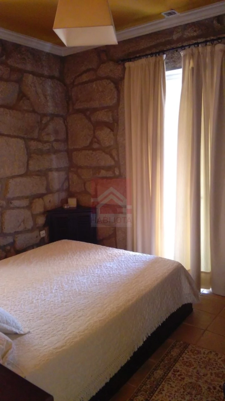 Moradia T4 para Venda em Souselo Foto 11