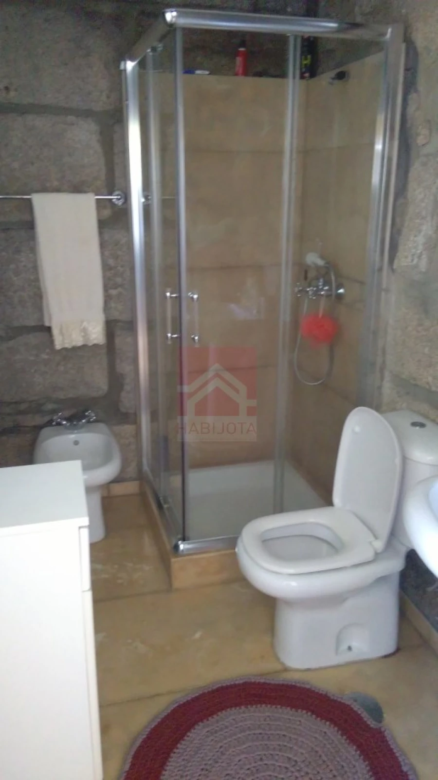 Moradia T4 para Venda em Souselo Foto 13