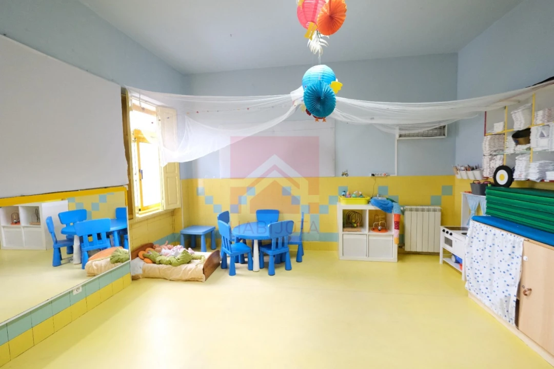 Prédio para Venda em Rio Tinto Foto 4