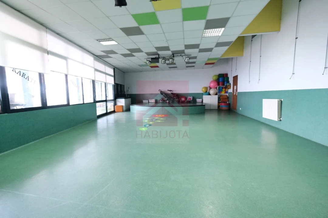 Prédio para Venda em Rio Tinto Foto 14