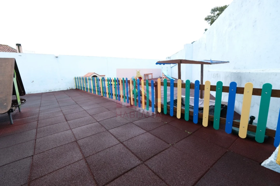 Prédio para Venda em Rio Tinto Foto 28