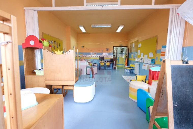 Prédio para Venda em Rio Tinto Foto 18