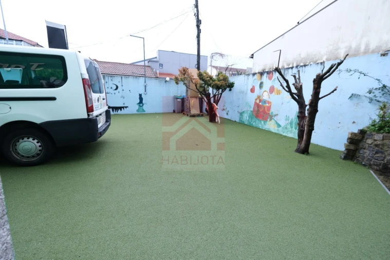 Prédio para Venda em Rio Tinto Foto 29