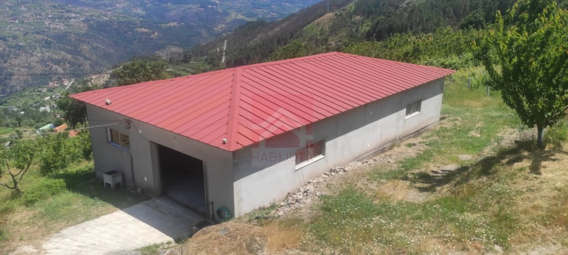 Quinta T3 para Venda em Cinfães Foto 20