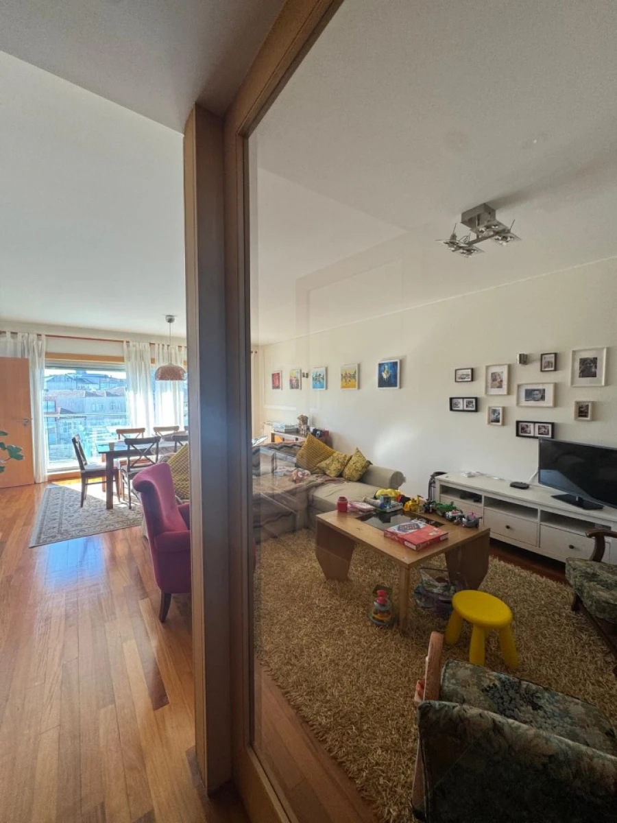 Apartamento T4 para Venda em Cedofeita, Santo Ildefonso, Sé, Miragaia, São Nicolau e Vitória Foto 12