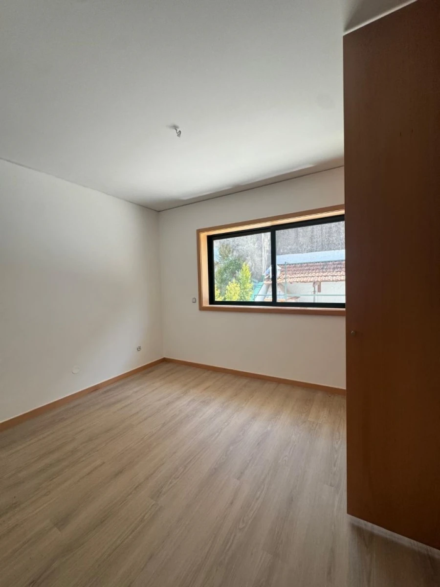 Quinta T4 para Venda em Gondomar (São Cosme), Valbom e Jovim Foto 28