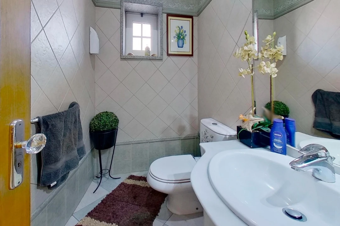 Moradia T4 para Venda em Mafamude e Vilar do Paraíso Foto 28