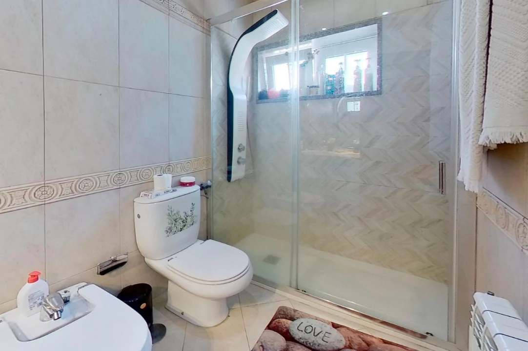 Moradia T4 para Venda em Mafamude e Vilar do Paraíso Foto 30