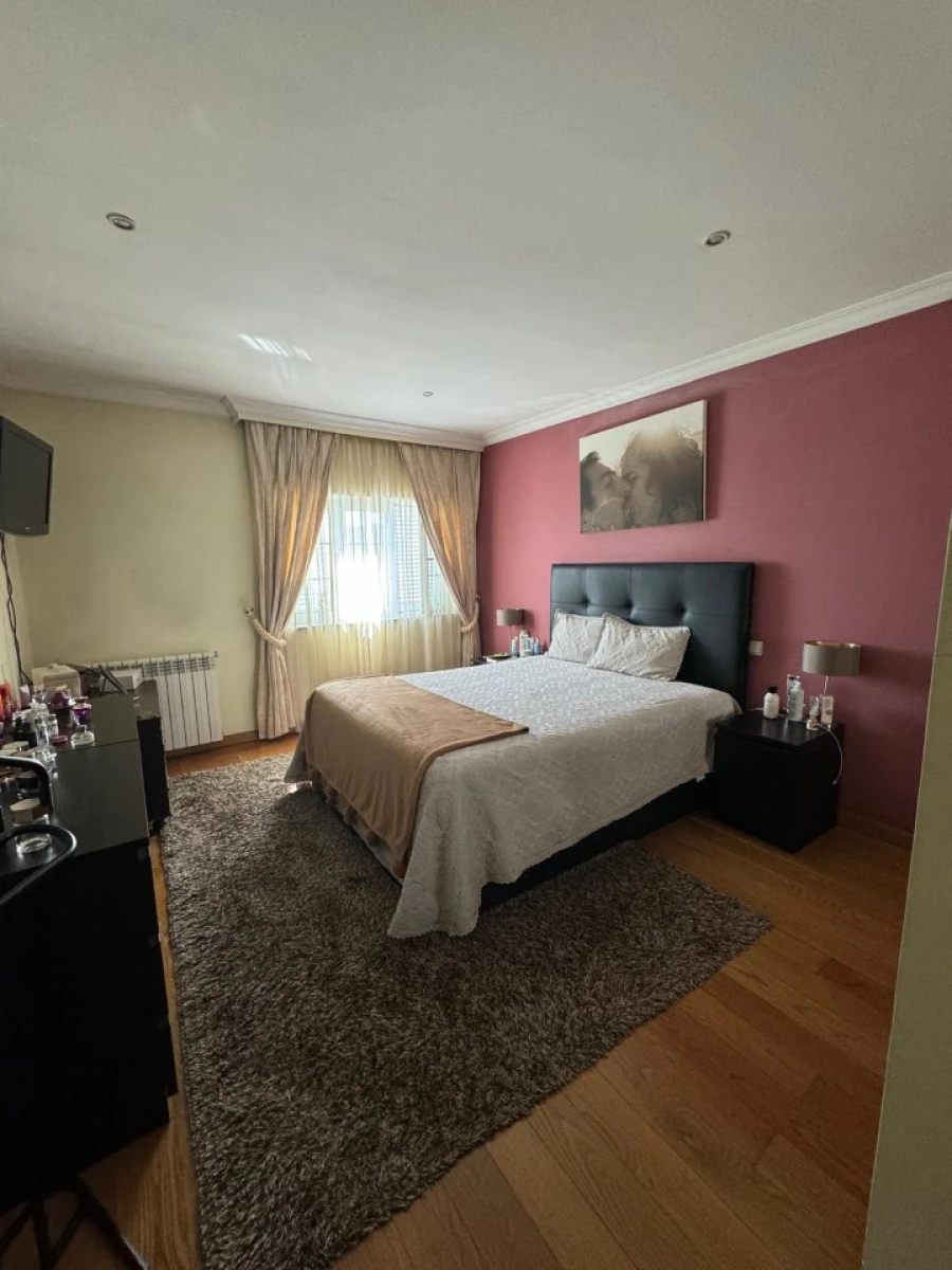 Moradia T4 para Venda em Mafamude e Vilar do Paraíso Foto 18