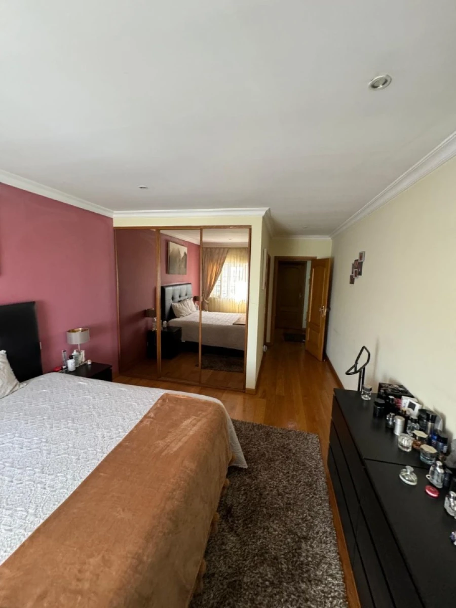 Moradia T4 para Venda em Mafamude e Vilar do Paraíso Foto 16