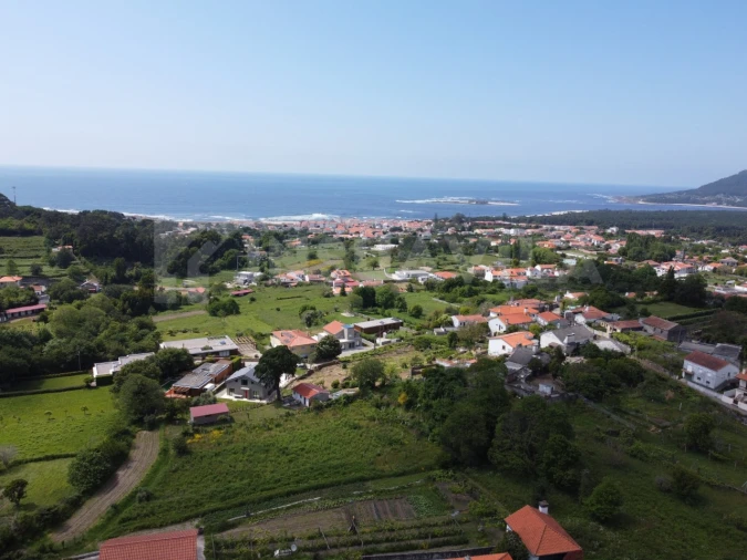 Terreno para Venda em Moledo e Cristelo Foto 1