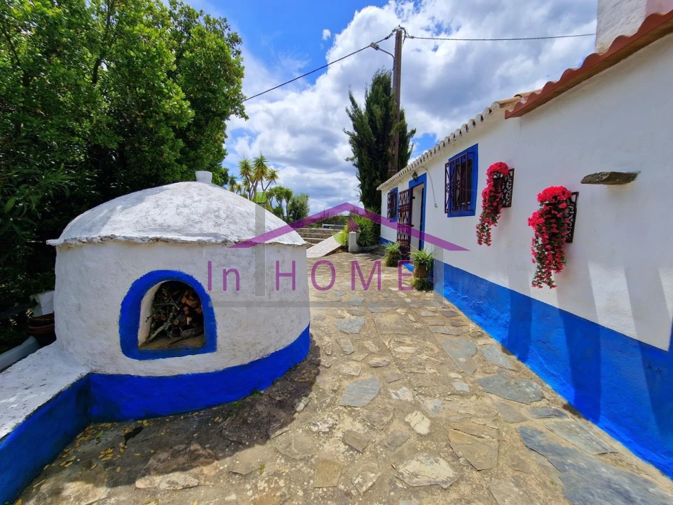 Moradia T4 para Venda em Santana da Serra Foto 5