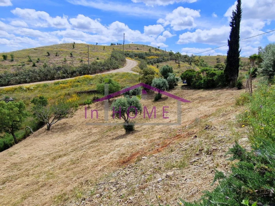 Moradia T4 para Venda em Santana da Serra Foto 7