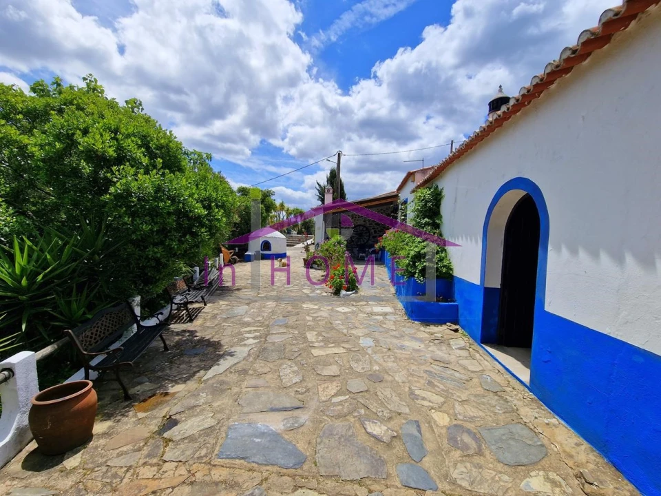 Moradia T4 para Venda em Santana da Serra Foto 22