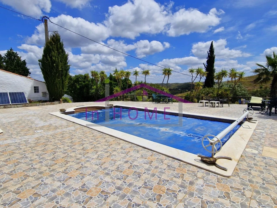 Moradia T4 para Venda em Santana da Serra Foto 27