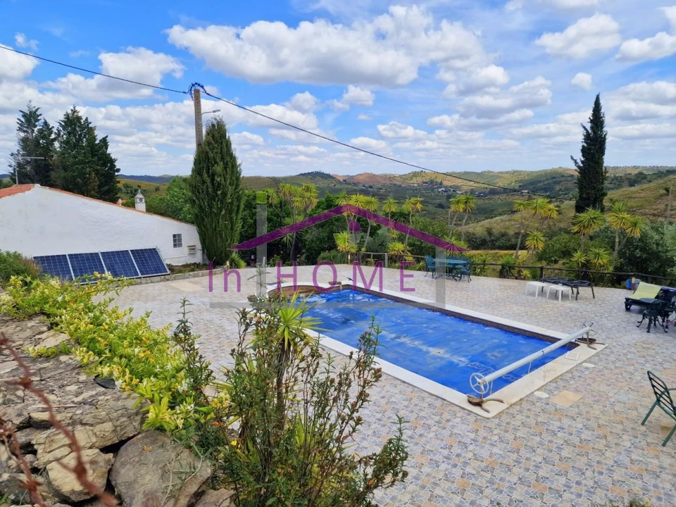 Moradia T4 para Venda em Santana da Serra Foto 28