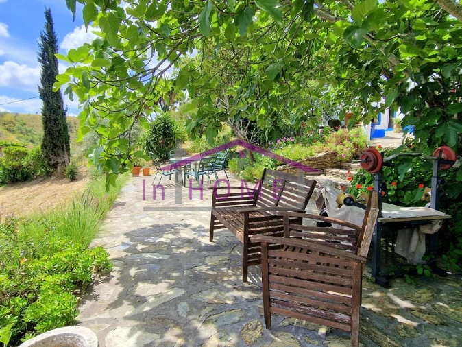 Moradia T4 para Venda em Santana da Serra Foto 6