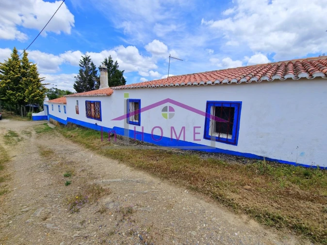 Moradia T4 para Venda em Santana da Serra Foto 30