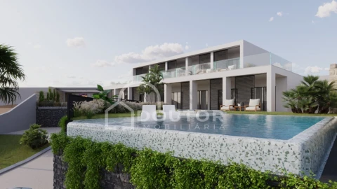 Moradia T5 para Venda em São Gonçalo