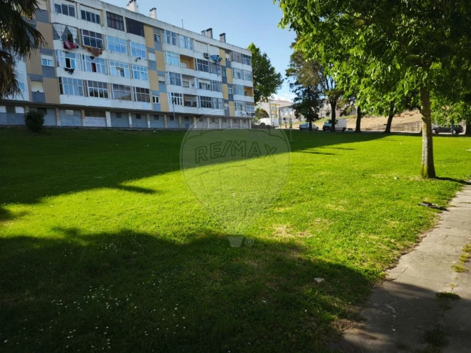 Apartamento T2 para Venda em Rio de Mouro Foto 21