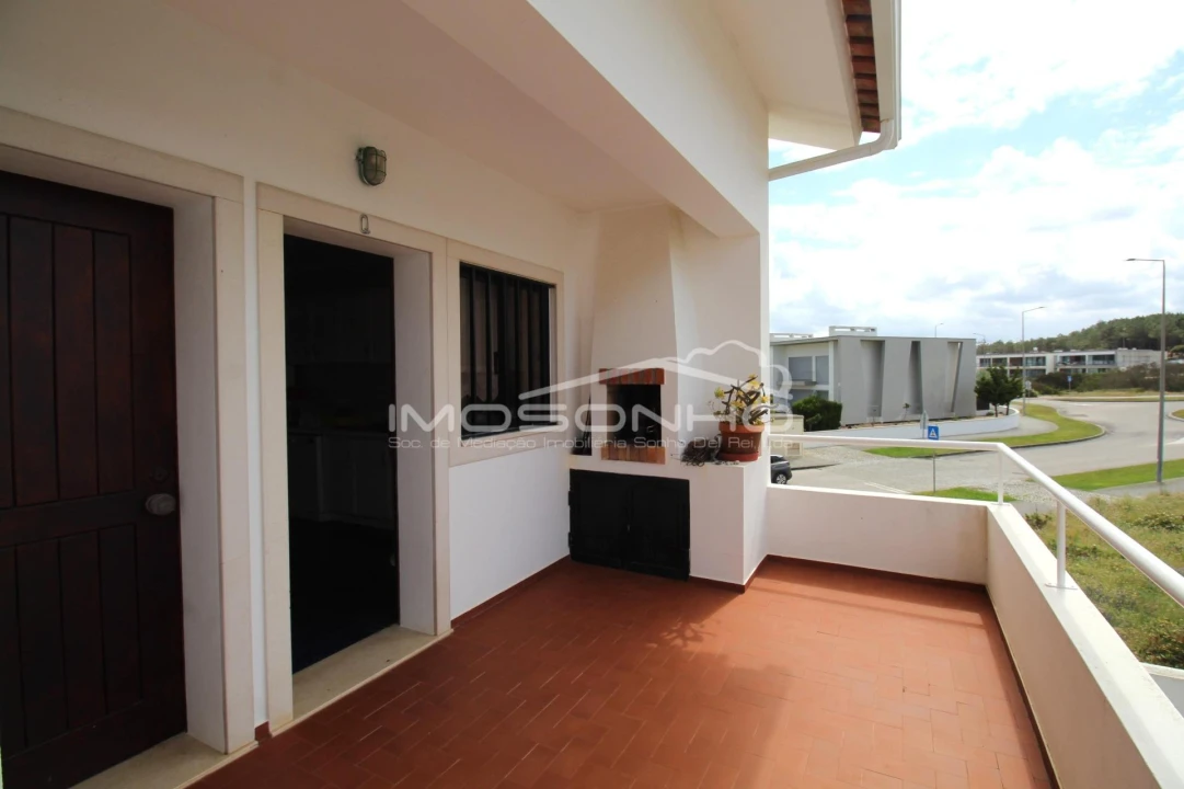 Apartamento T5 para Venda em Pataias e Martingança Foto 4