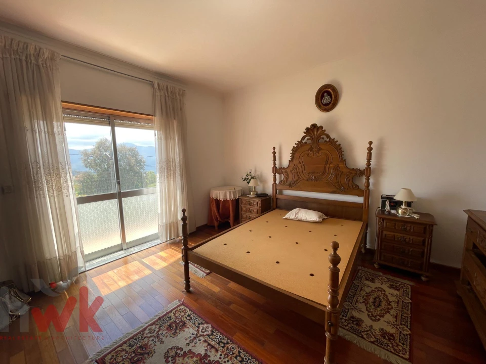 Moradia T4 para Venda em Nogueira do Cravo Foto 18