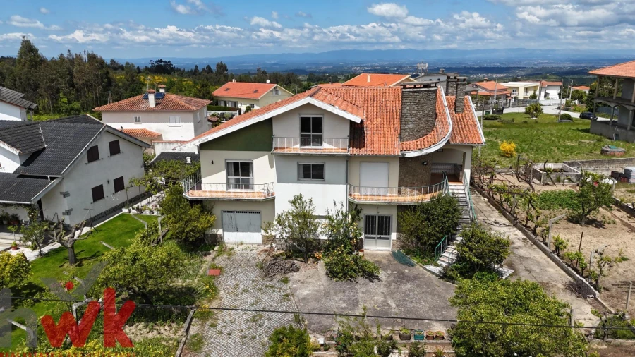 Moradia T4 para Venda em Nogueira do Cravo