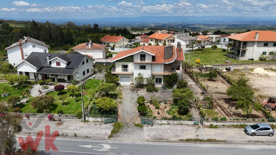 Moradia T4 para Venda em Nogueira do Cravo Foto 32