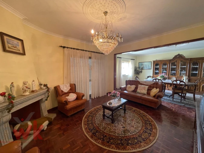 Moradia T4 para Venda em Nogueira do Cravo Foto 5