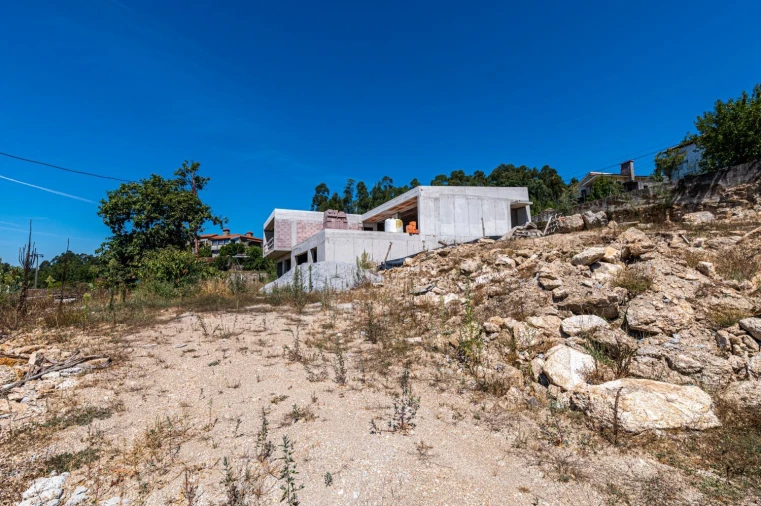 Moradia T3 para Venda em Priscos Foto 12