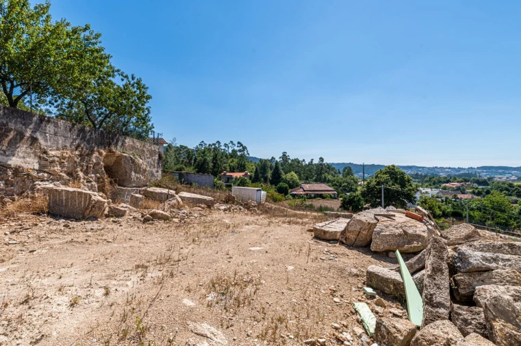 Moradia T3 para Venda em Priscos Foto 19