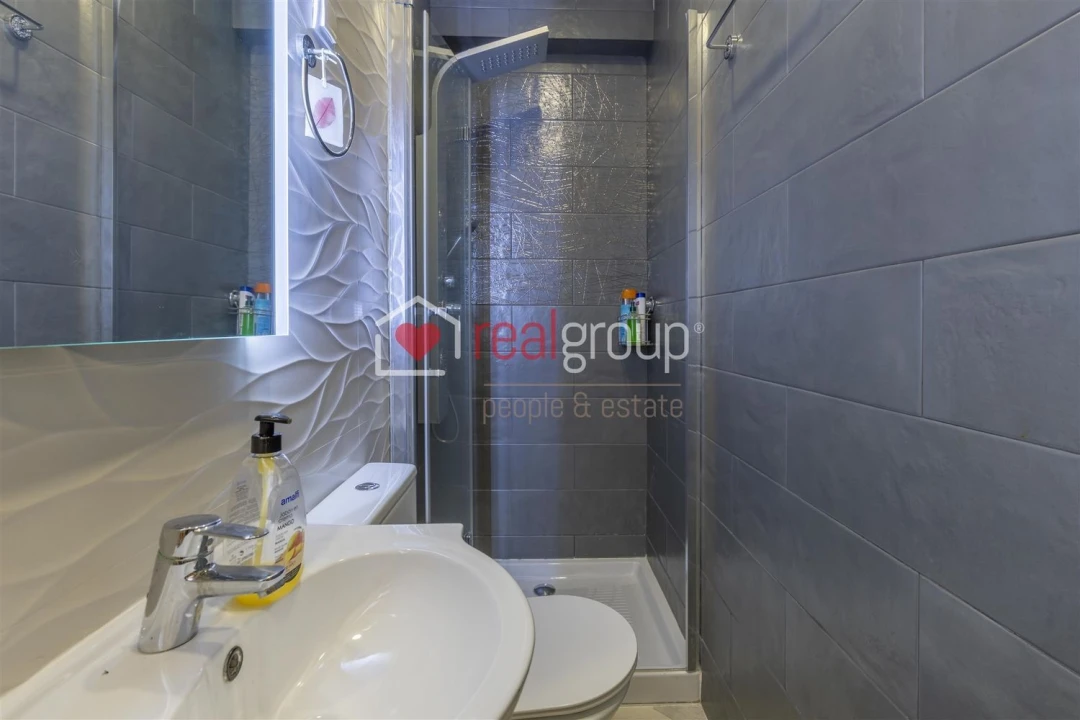 Apartamento T1 para Venda em São Vicente Foto 28