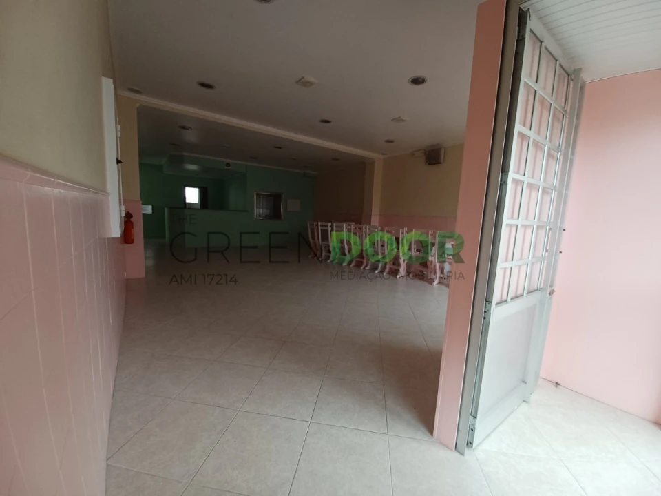 Loja para Venda em Amora Foto 2