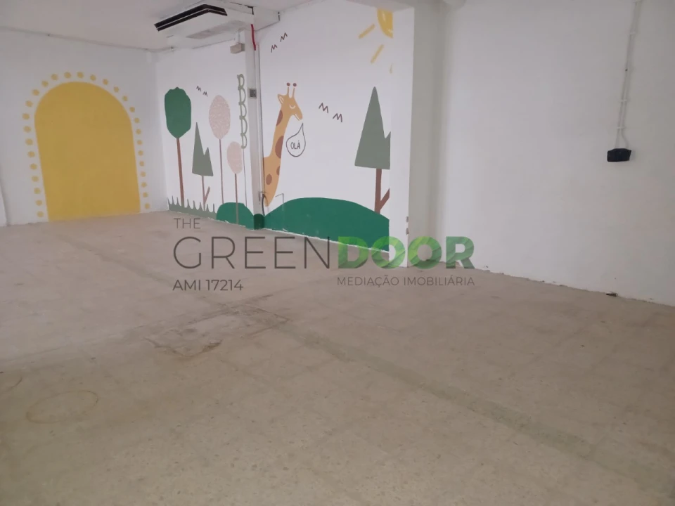 Loja para Venda em Amora Foto 27