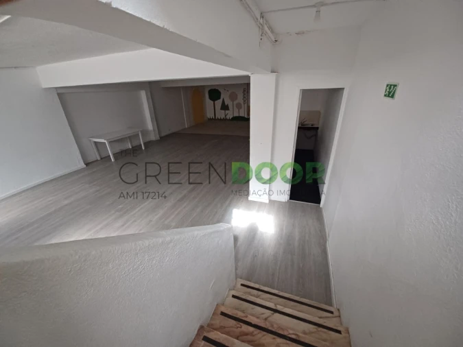 Loja para Venda em Amora Foto 21