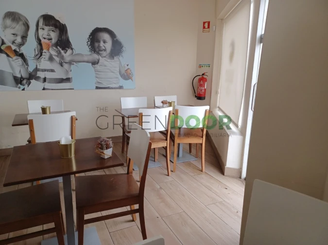 Loja para Cedência de Quotas em Amora Foto 5