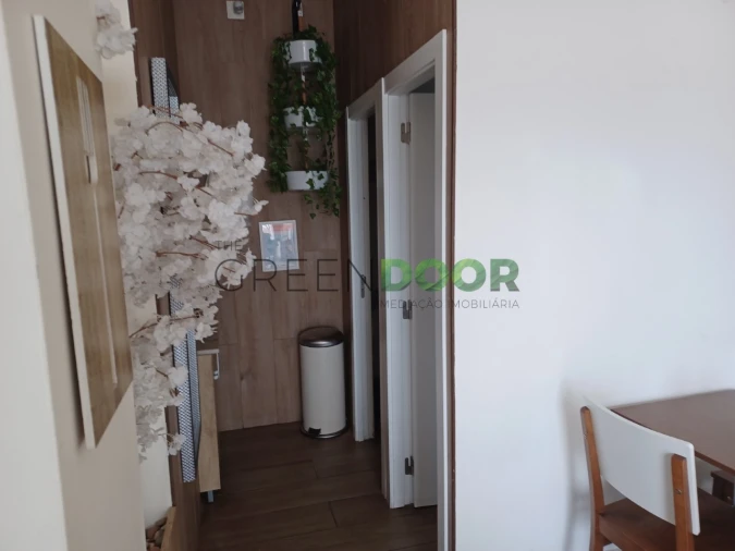 Loja para Cedência de Quotas em Amora Foto 7